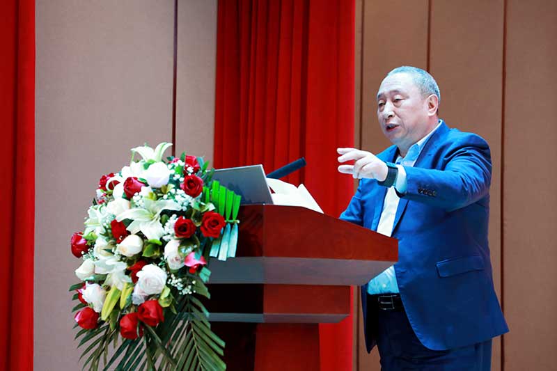 44880769.jpg 076A1315.jpg