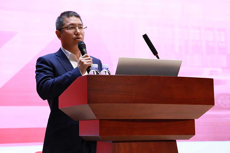 97799839.jpg 076A1812.jpg